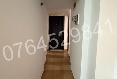 Vanzare garsoniera zona Hala Traian-Calea Călărasilor,Str. Traian 87 - 12