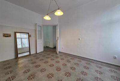 Apartament cu 4 camere decomandat în Centrul Istoric - 25