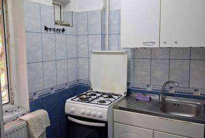Garsonieră decomandată în Central - 4
