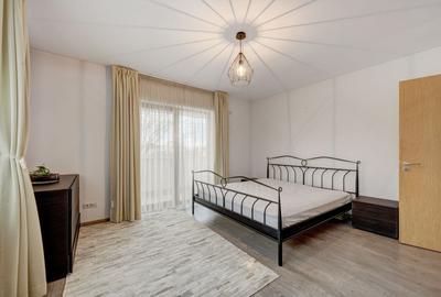 Casă individuală cu 5 camere cu Canalizare în Central - 17