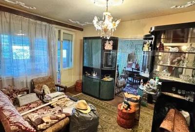 Apartament cu 3 camere decomandat în Central - 11