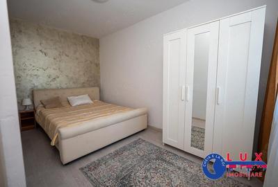 Apartament cu 3 camere semidecomandat în Big - 7