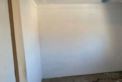 Garsonieră decomandată în Brad - 4