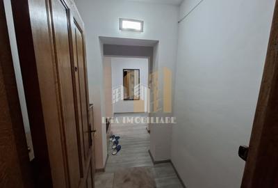 Apartament cu 4 camere decomandat, mobilat în Florilor - 2