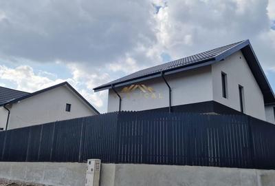 Casă cu 3 camere cu Teren 284 Mp în Berceni - 2