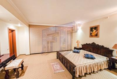 Casă cu 9 camere cu Canalizare în Capitale - 19