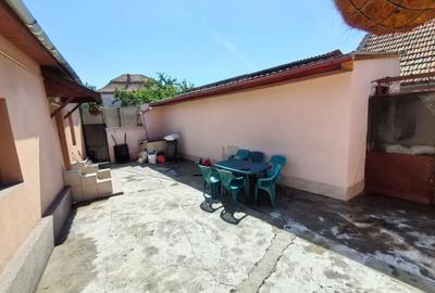 Casă cu 6 camere cu Teren 479 Mp în Ghirodei - 13