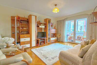 Apartament cu 3 camere decomandat, mobilat în Tractorul - 2