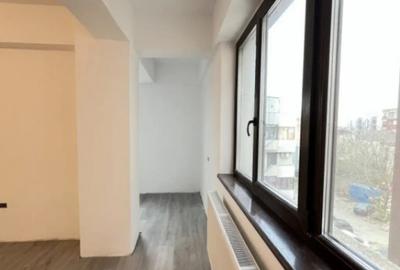 Apartament cu 3 camere decomandat în Energia - 7