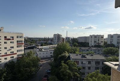 Apartament cu 3 camere decomandat în Apărătorii Patriei - 13