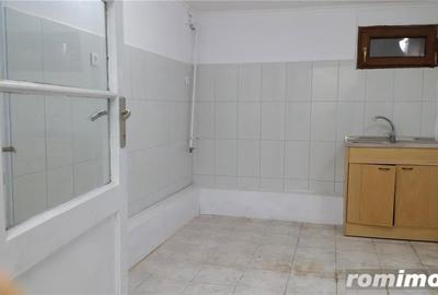 Spațiu comercial, de 62 mp, în Central - 5