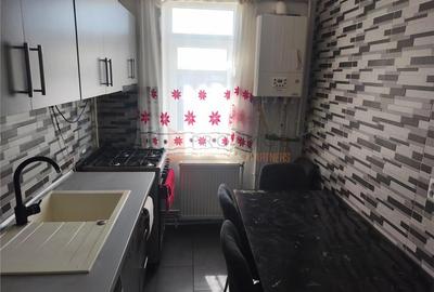 Apartament cu 2 camere decomandat, mobilat în 1 Decembrie - 12