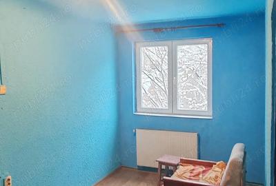 Apartament cu 2 camere semidecomandat în Rahova - 1