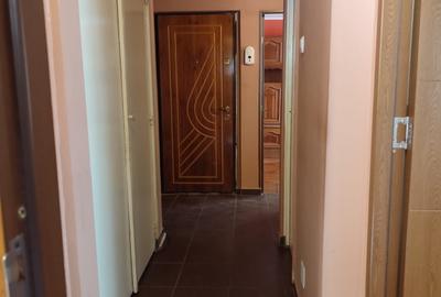 Apartament cu 2 camere decomandat în Piața Centrală - 6