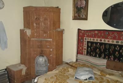 Municipiul Calarasi , ultracentral, casa , teren 300 mp, 100000 Euro - 7