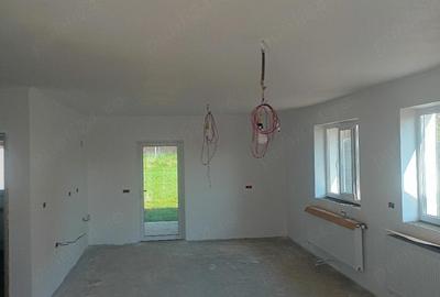 Casă cu Teren 470 Mp în Vinga - 6