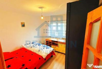 Apartament cu 3 camere decomandat în 1 Mai - 3