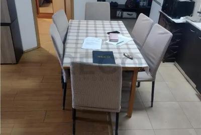 Apartament cu 3 camere decomandat în Nufărul - 5