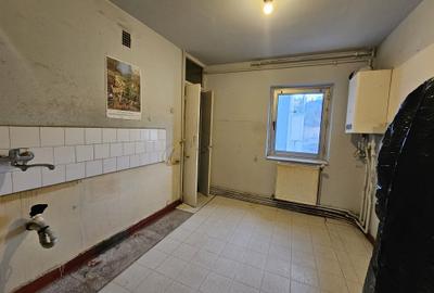 Apartament 3 camere, decomandat, Zona Mihai Eminescu in C-uri - 14