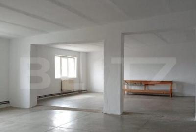 Spa?iu industrial de inchiriat 1000mp depozitare sau produc Spa?iu industrial de inchiriat 1000mp depozitare sau produc - 1