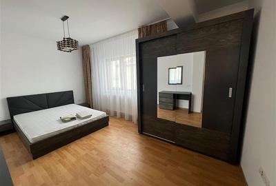 Vila mobilata -4 camere-bulevardul principal- 1 minut STV - 15