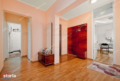 Apartament cu 4 camere decomandat în Micro 17 - 3