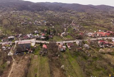 Casă cu 3 camere cu Garaj în Viperești - 9