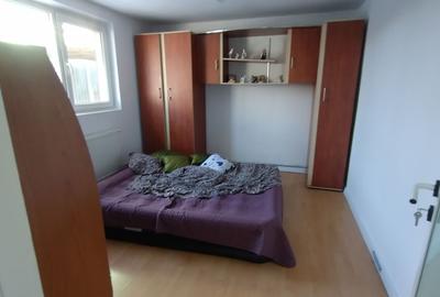 Casă individuală cu 3 camere cu Canalizare în Brătianu - 2