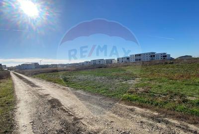 Teren de 465 mp, în Tunari