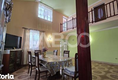 Casă cu 4 camere cu Teren 845 Mp în Roșia - 1