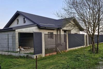 Teren de 138 mp, în Domnești - 2