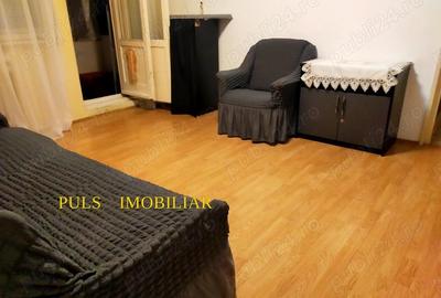 Tomis Nord - Cire?ica: Apartament 3 camere,doua holuri, etaj 3, mobilat,intre?inut - 2