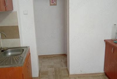 Apartament cu 2 camere decomandat în Petros - 1