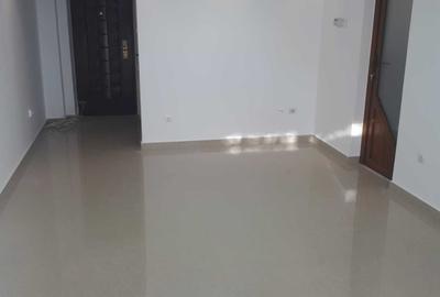 Spațiu comercial, de 40 mp, în Calea Moldovei - 8