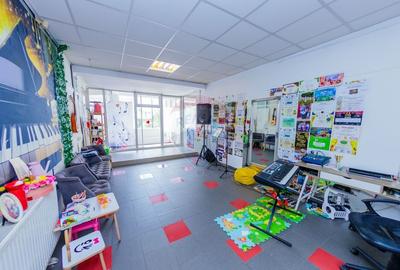 Spațiu comercial, de 194.05000305176 mp, în Săsar - 3