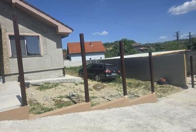 Casă cu 3 camere în Exterior Vest - 1