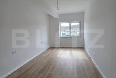 Apartament cu 3 camere semidecomandat în Baciu - 4