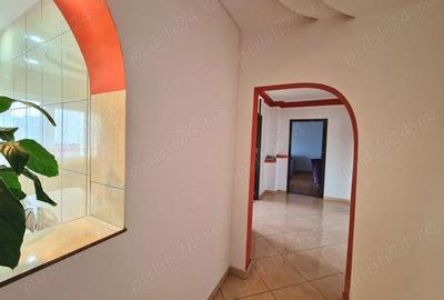 Apartament cu 4 camere decomandat, mobilat în 13 Septembrie - 10