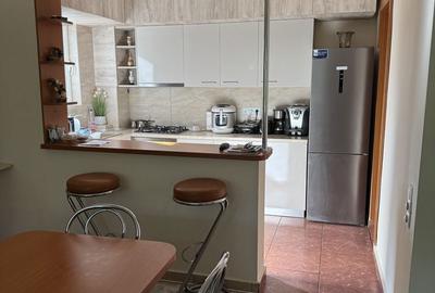 Casă cu 5 camere cu Teren 2100 Mp în Central - 14