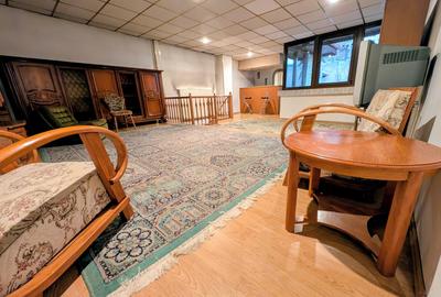 Obor,robusta,caramida,strada frumoasa cu case noi,139mp,aproape metrou,5 camere - 25