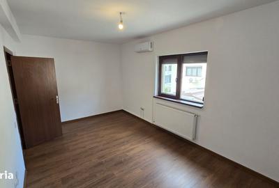 Casă cu 4 camere cu Teren 162 Mp în Central - 2