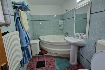 Casă cu 4 camere cu Teren 325 Mp în Central - 14