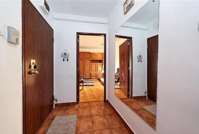Vanzare apartament 3 camere,zona Judetean, etaj intermediar - 11