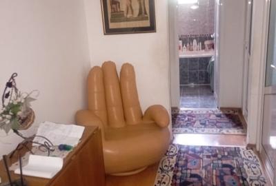 Apartament cu 3 camere decomandat în Alexandru cel Bun