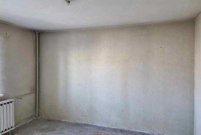 Apartament 3 camere - decomandat - necesita renovare - Parcul Sebastian - 2