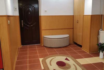 Apartament cu 3 camere decomandat în Central - 4
