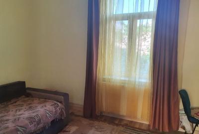 Apartament cu 3 camere decomandat în Central - 4