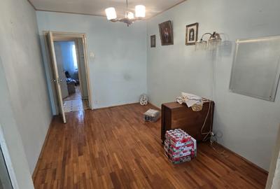 3 camere, St 74mp, parc, metrou Drumul Taberei, tramavi 41, strada 1 Mai, nr 30 - 19