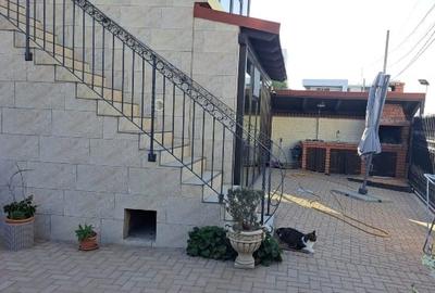 Casă cu 11 camere cu Teren 394 Mp în Nord - 4