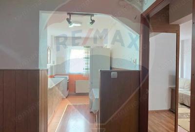 Apartament cu 2 camere decomandat în Vitrometan - 12